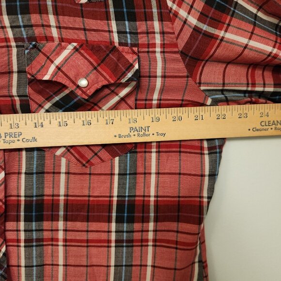 Border Town Pearl Snap Shirt Western Mens Medium Red Black Plaid Vintage - Picture 11 of 15